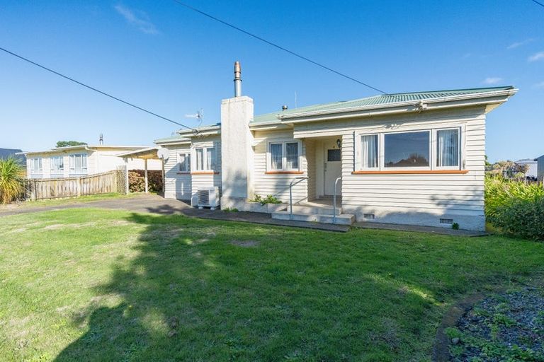 Photo of property in 8 Norbiton Road, Foxton, 4814