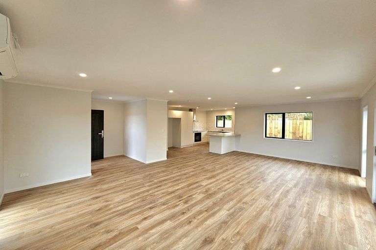 Photo of property in 43a South Road, Blagdon, New Plymouth, 4310