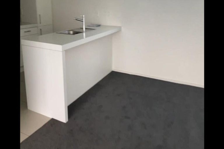 Photo of property in 7/49 Browns Road, Browns Bay, Auckland, 0630