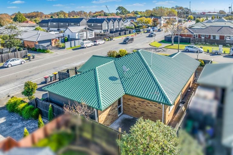 Photo of property in 2 Cardigan Bay Place, Addington, Christchurch, 8024