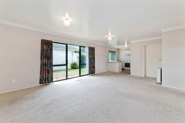 Photo of property in 11unit Mckee Avenue, Fenton Park, Rotorua, 3010