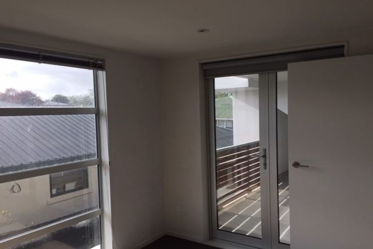 Photo of property in 43 Grafton Street, Waltham, Christchurch, 8011