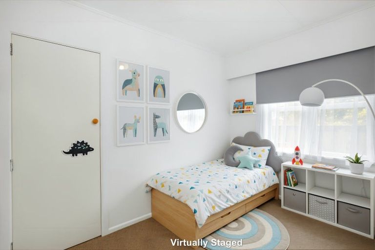 Photo of property in 7 Winchester Avenue, Pinehaven, Upper Hutt, 5019