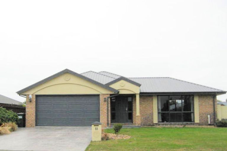 Photo of property in 11 Markham Way, Rolleston, 7614