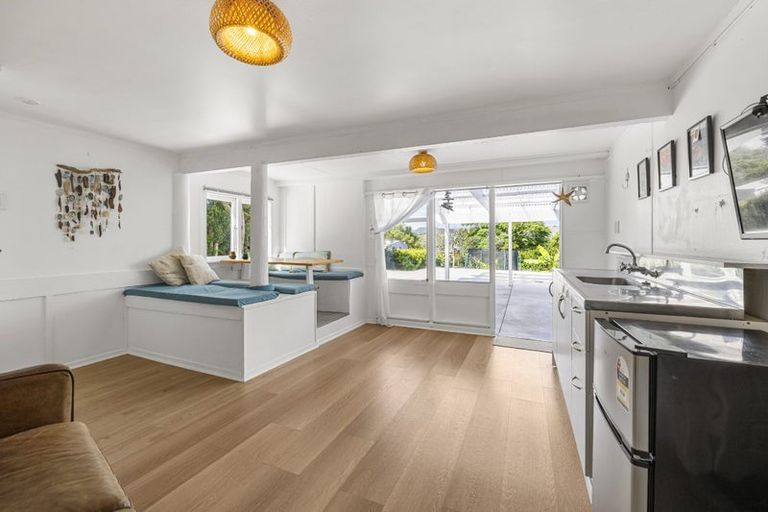 Photo of property in 70 Wainui Road, Raglan, 3225