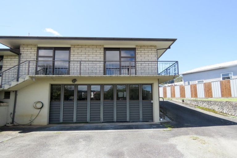 Photo of property in 29-31 Victory Street, Reefton, 7830