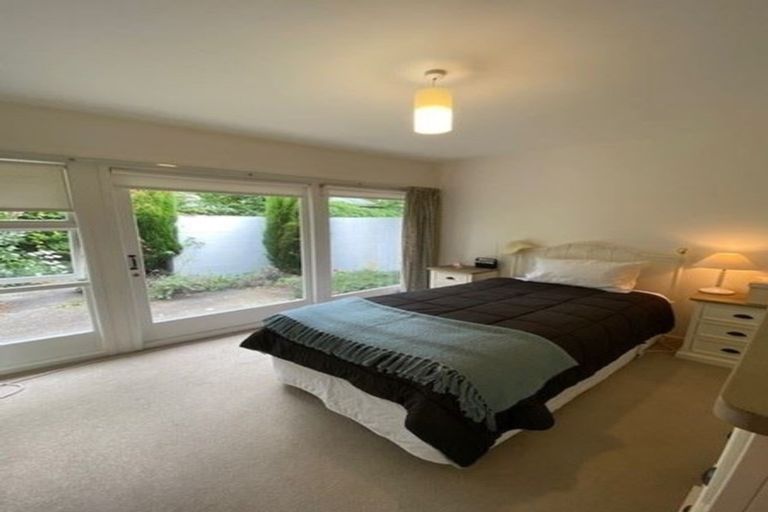 Photo of property in 2/55 Garreg Road, Bryndwr, Christchurch, 8052