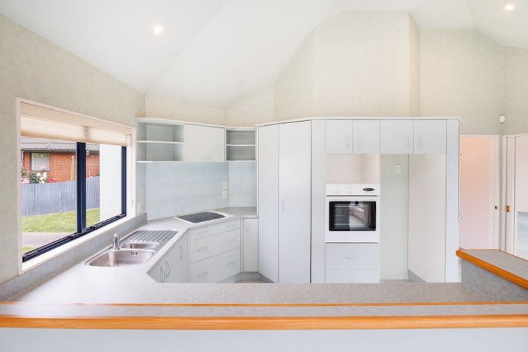 Photo of property in 8 Martin Street, Palmerston North, 4414
