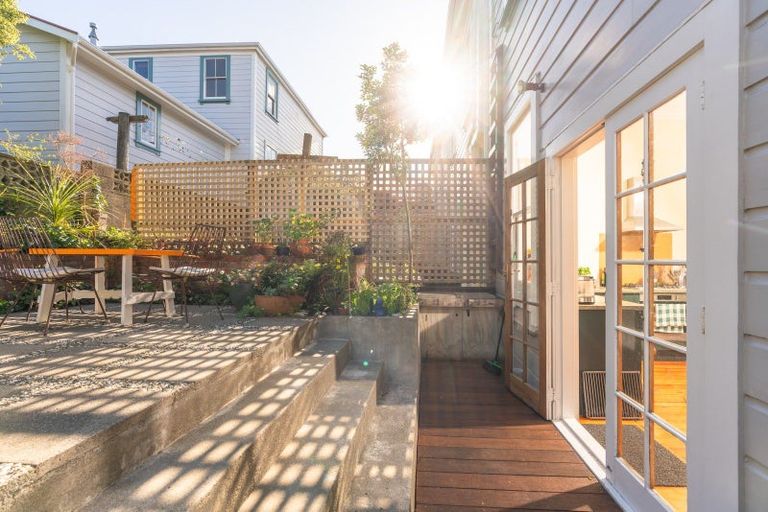 Photo of property in 62 Wright Street, Mount Cook, Wellington, 6021