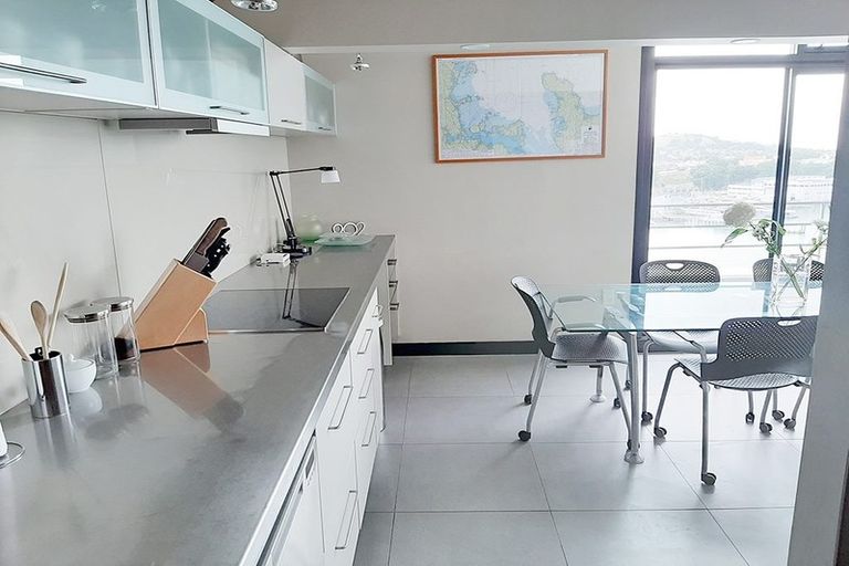 Photo of property in 45 Stanley Point Road, Stanley Point, Auckland, 0624