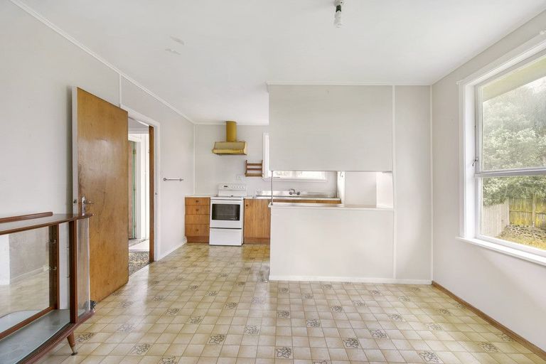 Photo of property in 10 Olive Street, Manurewa, Auckland, 2102