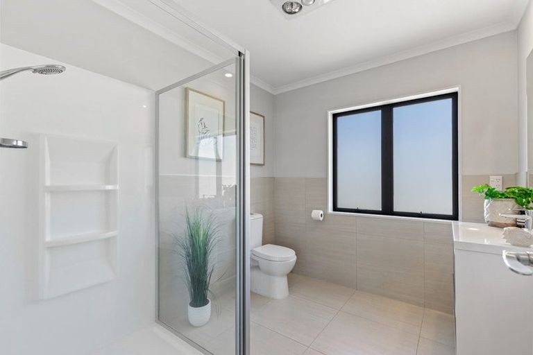 Photo of property in 64 Whenuapai Drive, Whenuapai, Auckland, 0618