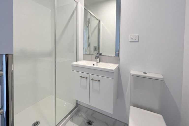 Photo of property in 3/3 Fairdale Place, Birkdale, Auckland, 0626