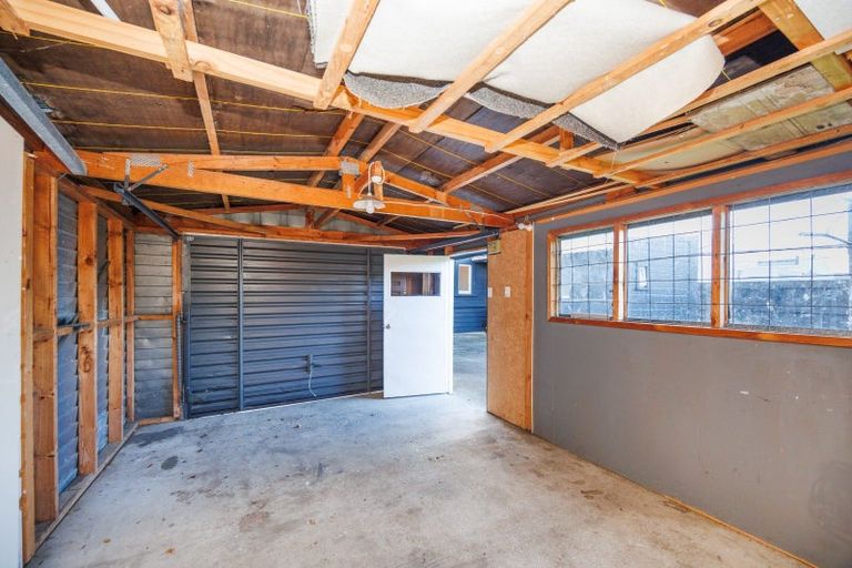 Photo of property in 194 Ferguson Street, West End, Palmerston North, 4412