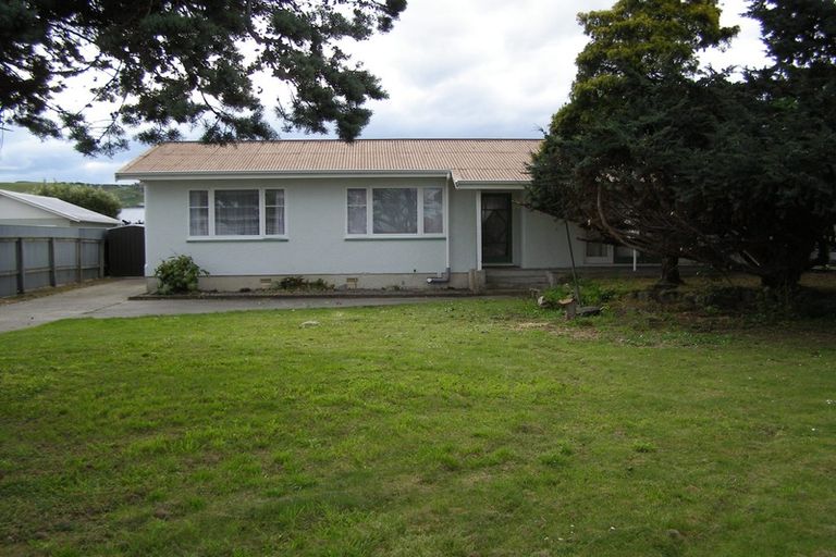 Photo of property in 1 Jeffares Place, Taradale, Napier, 4112