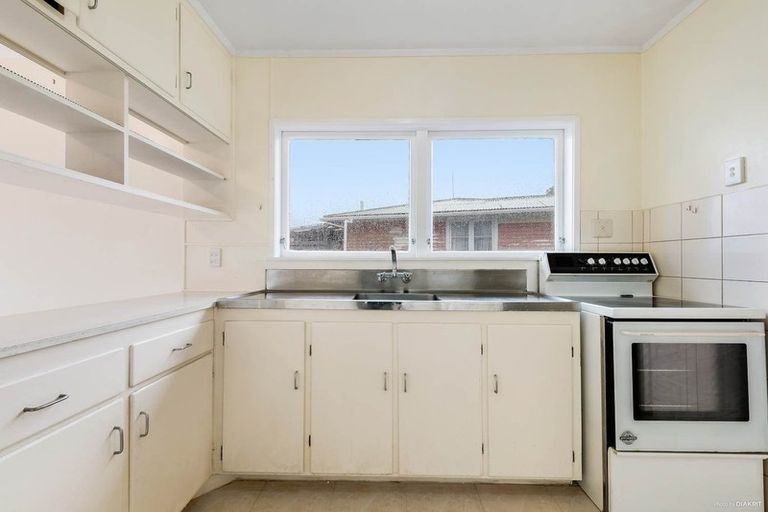 Photo of property in 29 Harrington Road, Henderson, Auckland, 0610