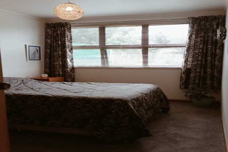 Photo of property in 65 Punga Street, Tangimoana, 4822