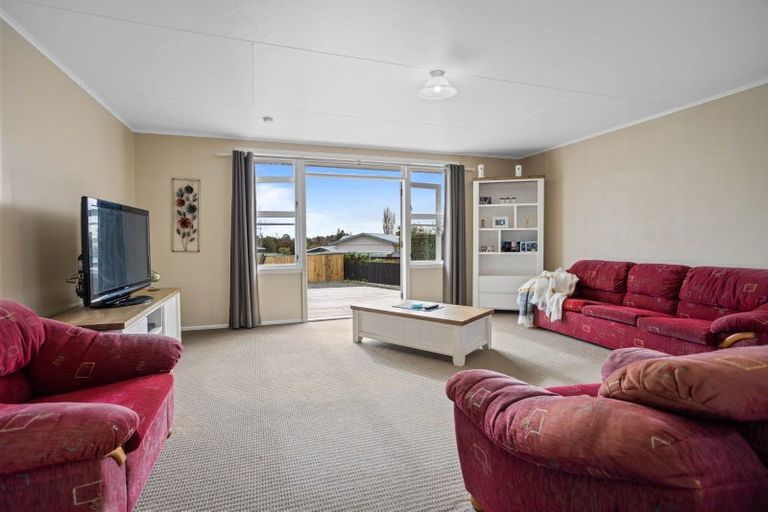 Photo of property in 10 Koreke Place, Tokoroa, 3420