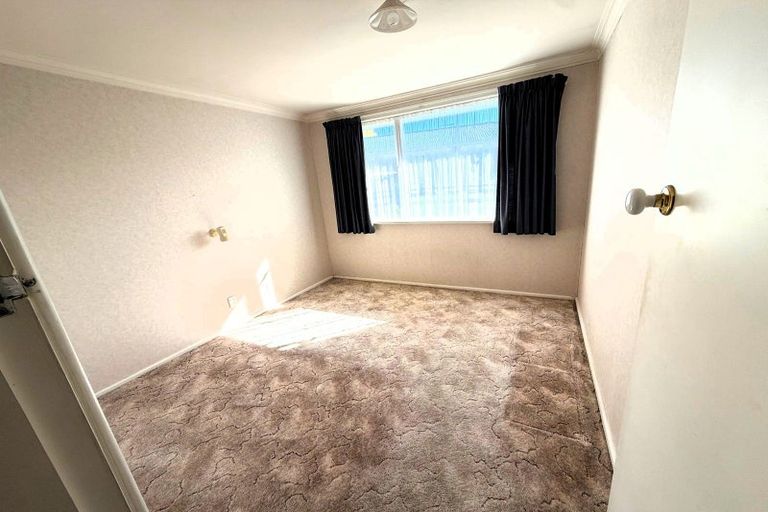 Photo of property in 9 Chamberlain Street, Dannevirke, 4930