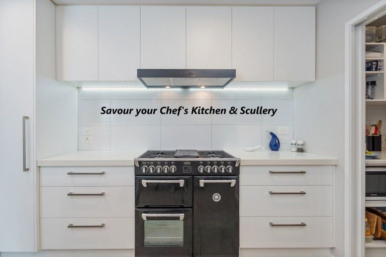 Photo of property in 21 Debenham Drive, Whitianga, 3510