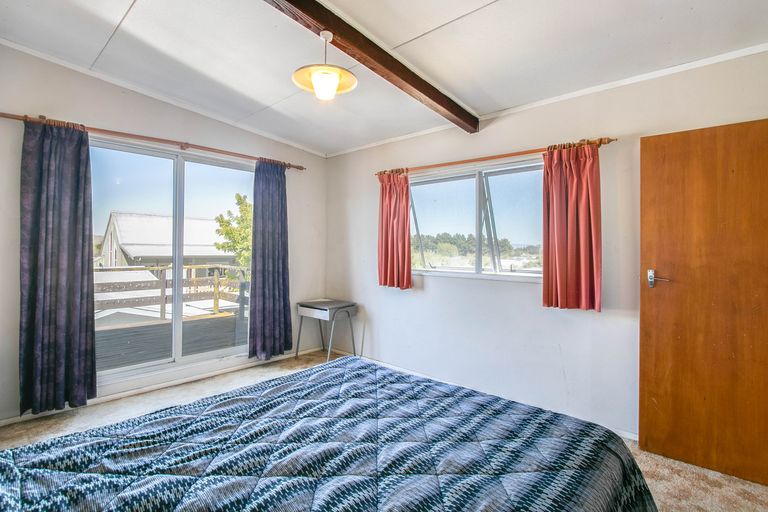 Photo of property in 68 Middle Road, Havelock North, 4130