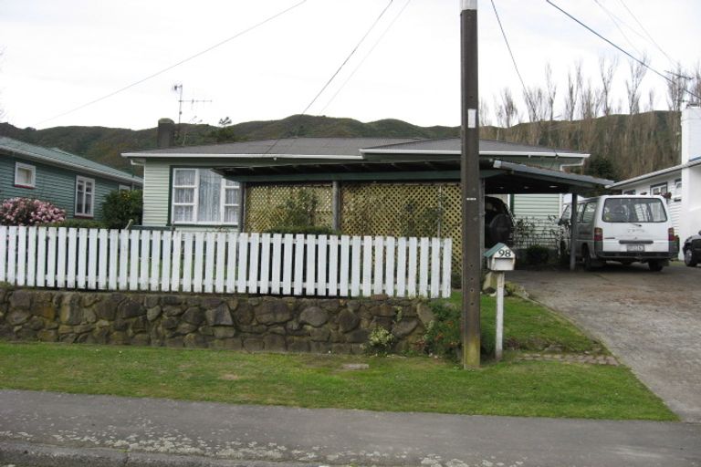 Photo of property in 98 Frederick Street, Wainuiomata, Lower Hutt, 5014