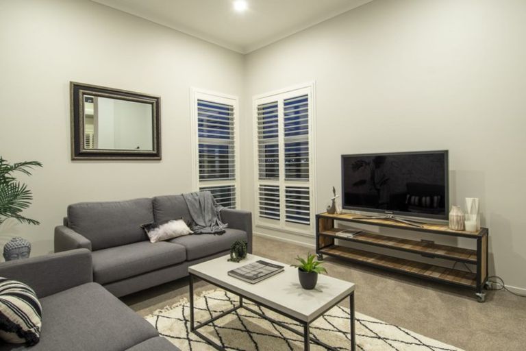 Photo of property in 231 Lakes Boulevard, Pyes Pa, Tauranga, 3112