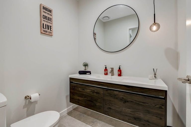 Photo of property in 7 Hampton Mews, Snells Beach, 0920