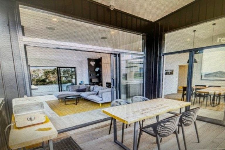 Photo of property in 39 Hyde Road, Rothesay Bay, Auckland, 0630