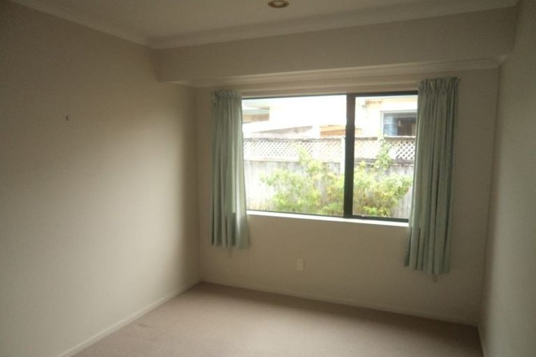 Photo of property in 33 Keswick Crescent, Huntington, Hamilton, 3210