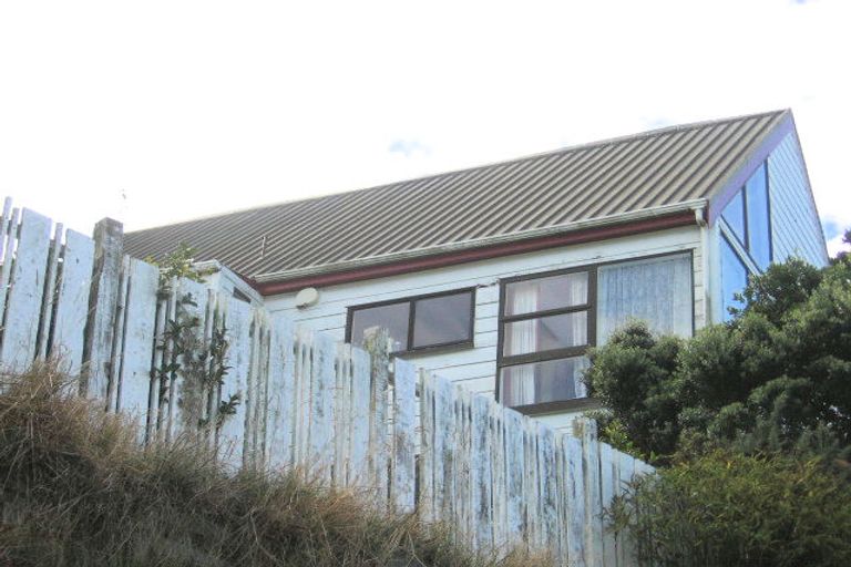 Photo of property in 39 Thurleigh Grove, Karori, Wellington, 6012