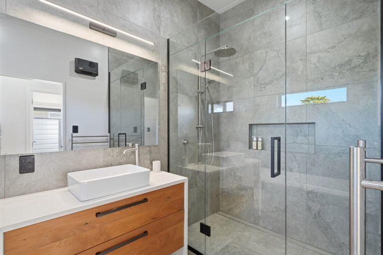 Photo of property in 19 Dunbarton Street, Redwood, Christchurch, 8051
