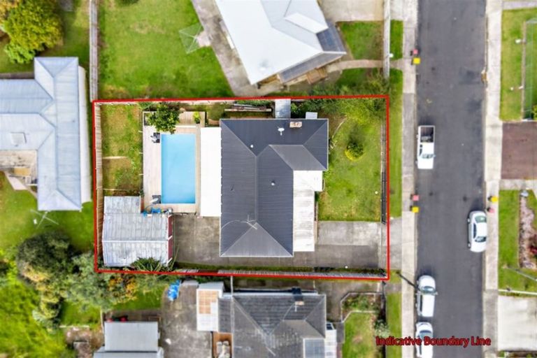 Photo of property in 3 Hollinbrigg Place, Manurewa, Auckland, 2102