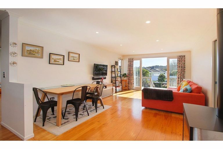 Photo of property in 20 Melba Street, Beach Haven, Auckland, 0626