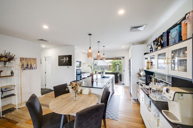Photo of property in 210 Tudor Avenue, Mayfair, Hastings, 4122