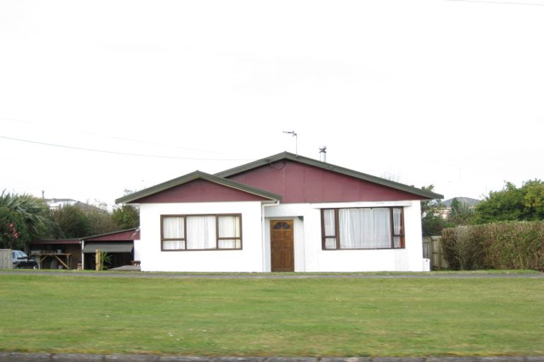 Photo of property in 6 Miranda Street, Stratford, 4332
