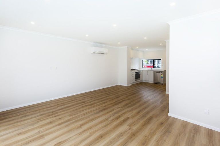 Photo of property in 4 Raeble Walkington Lane, Wallaceville, Upper Hutt, 5018