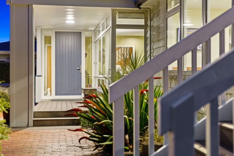 Photo of property in 22 Manly Street, Paraparaumu Beach, Paraparaumu, 5032