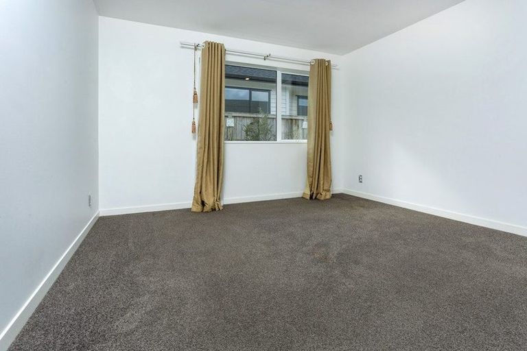 Photo of property in 25 Ahorangi Road, Silverdale, 0932