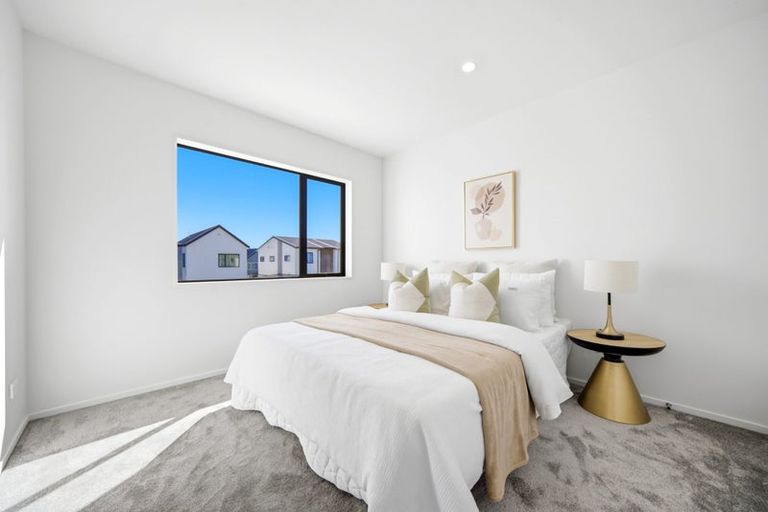 Photo of property in 12 Ocean Breeze Avenue, Hobsonville, Auckland, 0616