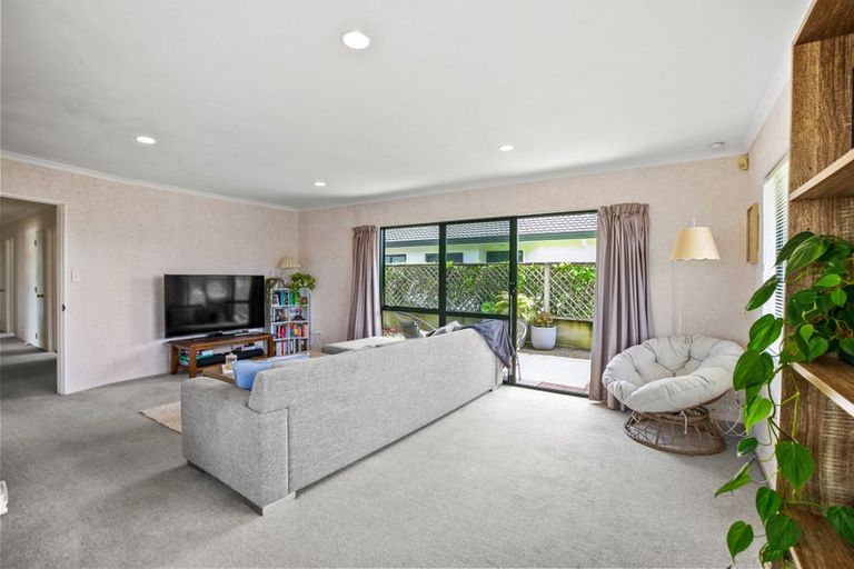 Photo of property in 1/41 Ngaio Street, Strandon, New Plymouth, 4312