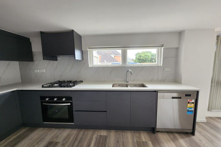 Photo of property in 79 Birdwood Avenue, Papatoetoe, Auckland, 2025