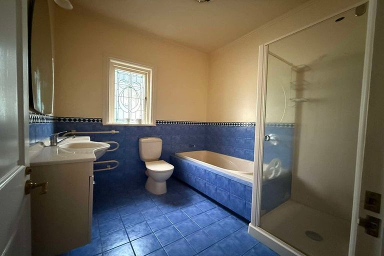 Photo of property in 1 Para Street, Miramar, Wellington, 6022