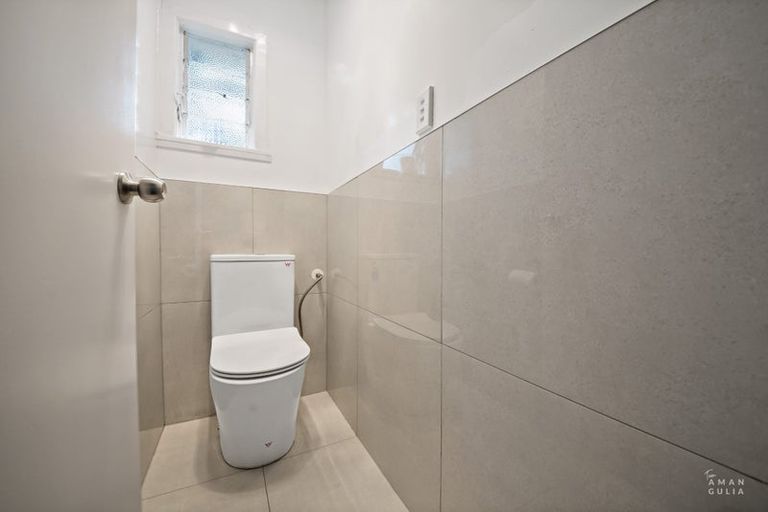 Photo of property in 51 Stottholm Road, Titirangi, Auckland, 0604