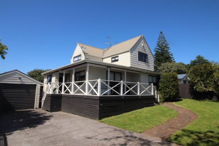 Photo of property in 15a Fitzroy Street, Papatoetoe, Auckland, 2104