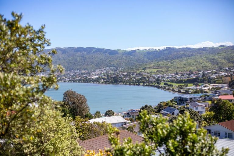 Photo of property in 21 Inlet View, Titahi Bay, Porirua, 5022