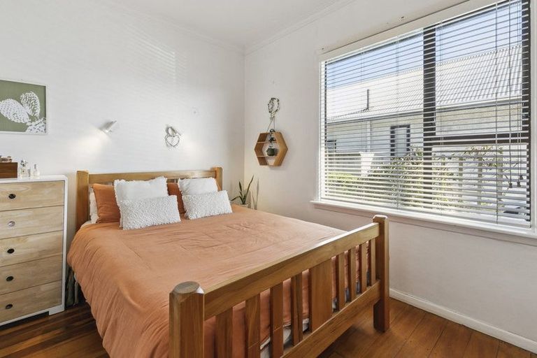 Photo of property in 406 Broadway, Miramar, Wellington, 6022