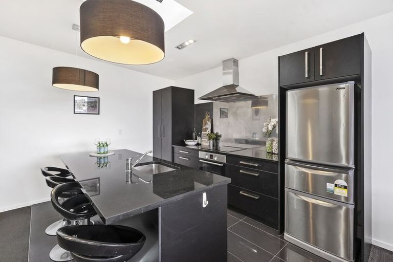 Photo of property in 8u6d Lipman Street, Mount Victoria, Wellington, 6011