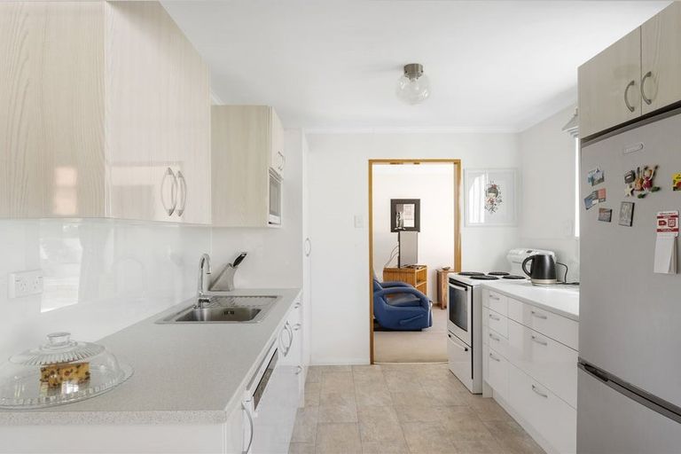 Photo of property in 6 Bernard Street, Kenmure, Dunedin, 9011