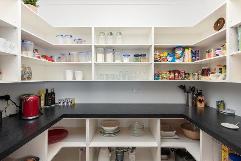 Photo of property in 122 Oteki Park Drive, Welcome Bay, Tauranga, 3112